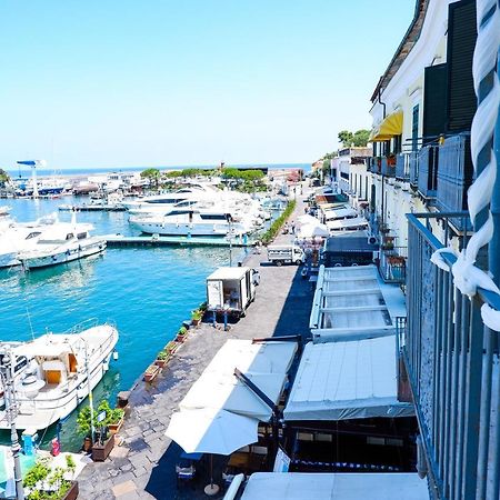 La Casa Di Antonia Apartment Ischia Luaran gambar