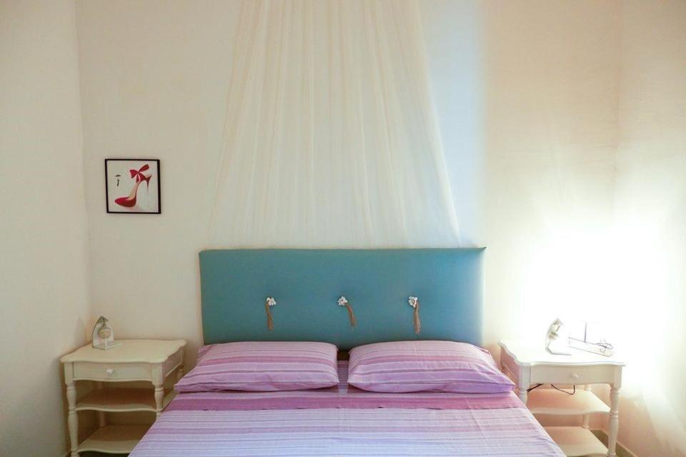 La Casa Di Antonia Apartment Ischia Luaran gambar